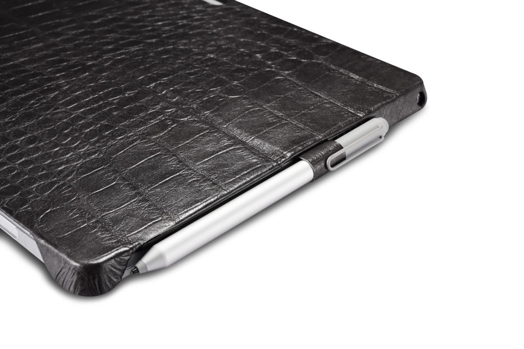 Surface Pro 4, 5, 6 Embossed Crocodile Genuine Leather Surface Pro Back Cover black