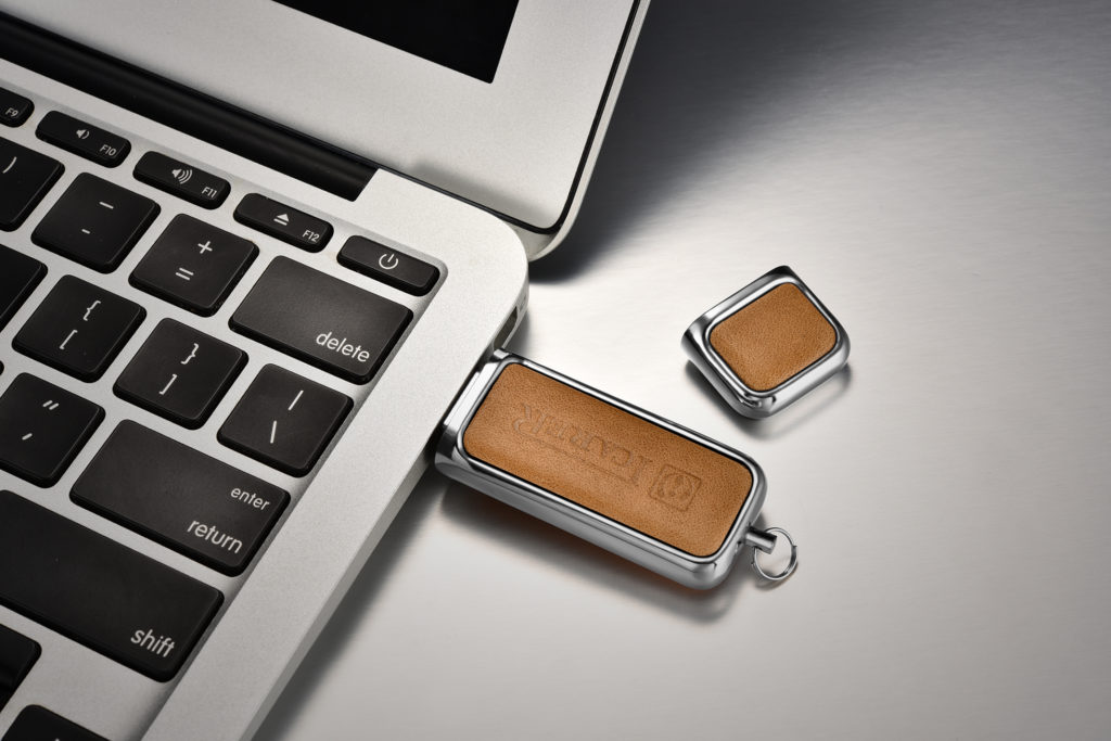 16 GB USB Genuine Leather Portable Flash Drive
